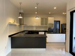 CLACTON ROAD (D15), Semi-Detached #403351061